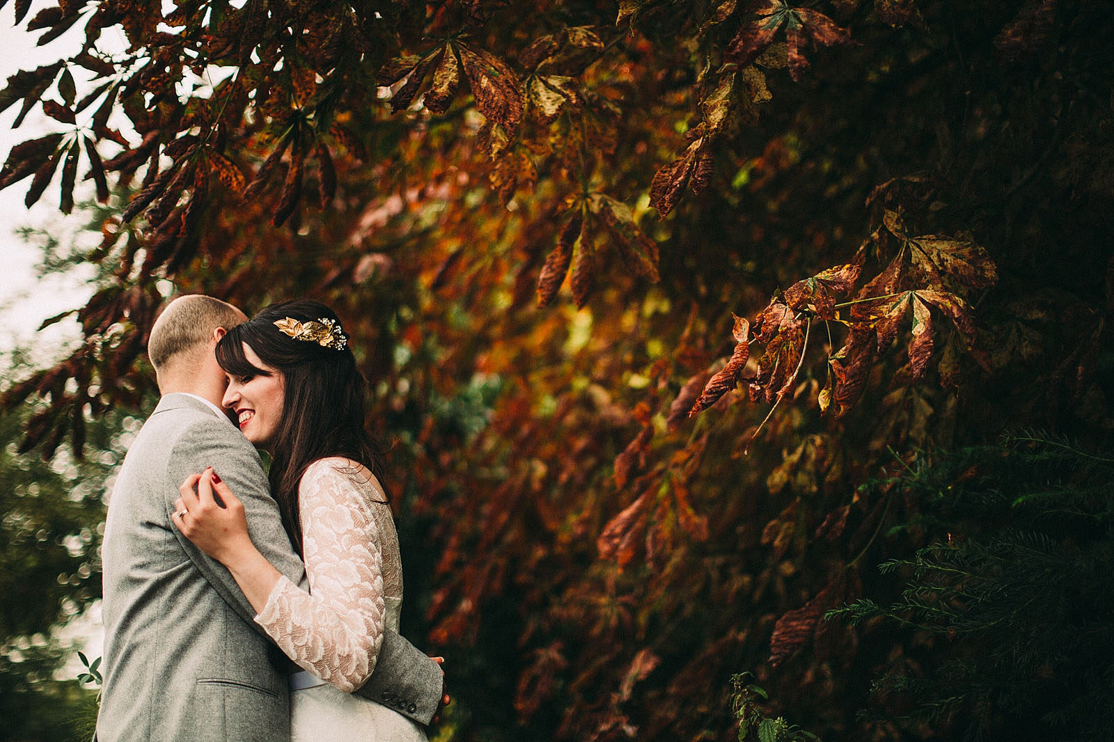 Isis Farmhouse Wedding – Hannah & James